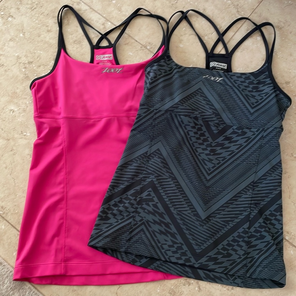 2 Like New Medium Zoot Tank Tops